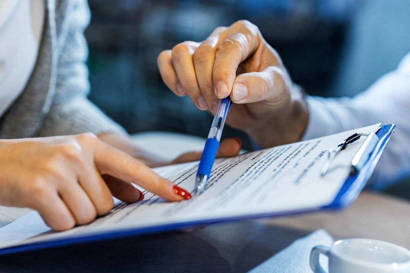 Hợp Đồng & Giao Dịch